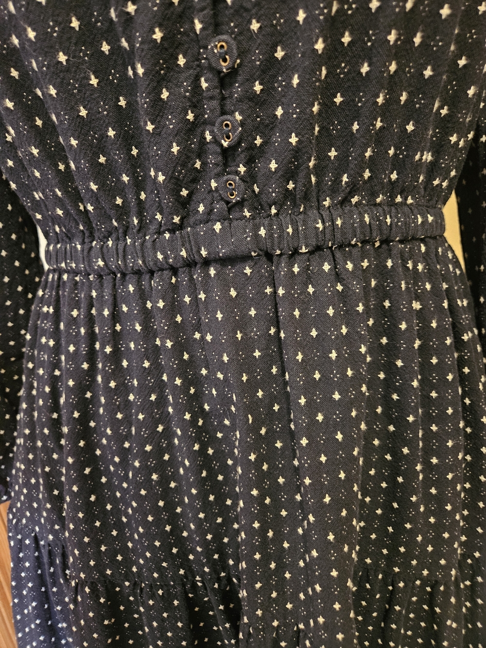 Madwell Dobby V-Neck Tiered Midi Dress - Picture 4 of 15